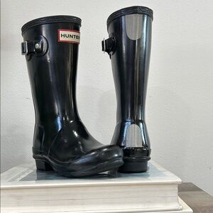 Hunter Glossy Black Boots